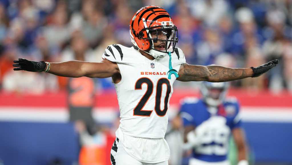 Passes defended last season:

18 — DJ Turner
12 — Pat Surtain II