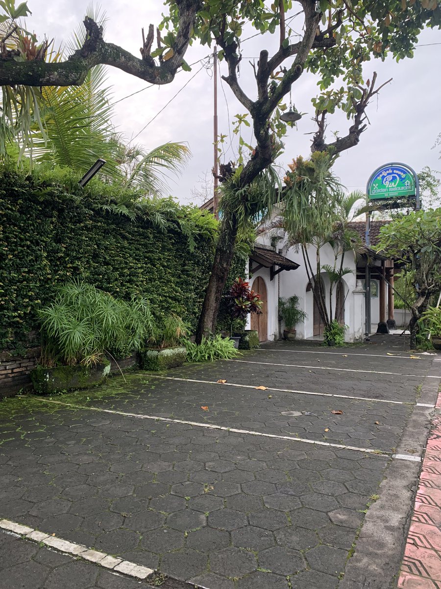 𝓡𝓮𝓽𝓪𝓪 🌺 tweet media