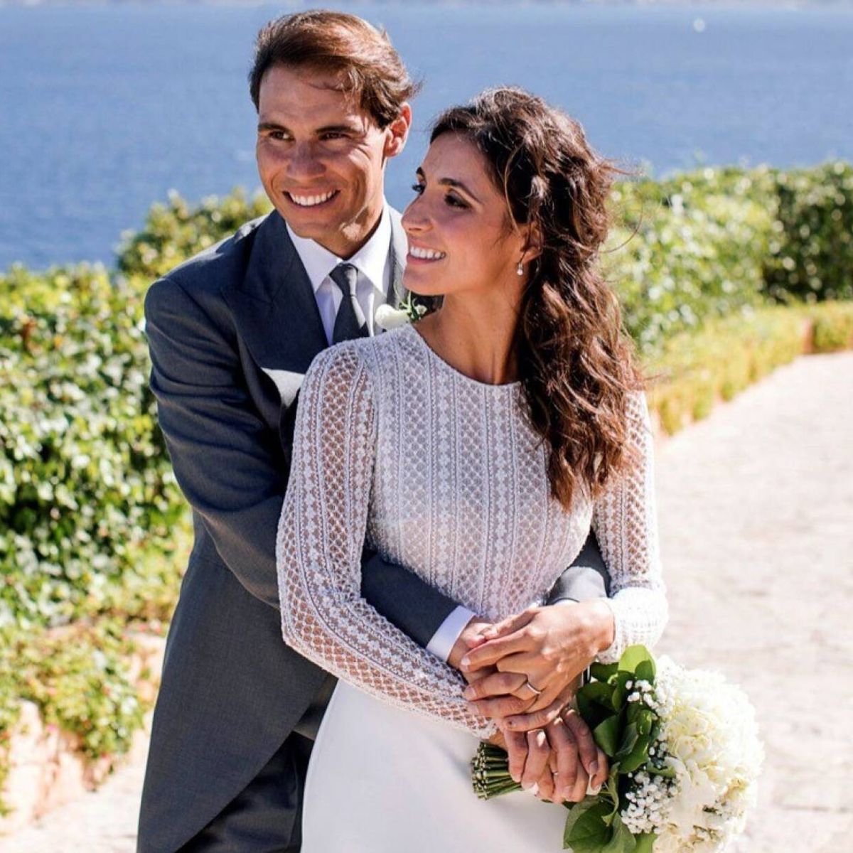 💘 Rafa Nadal sobre Mery Perelló

🗣 "Eres mi mejor compañera de vida, no nos podíamos imaginar en 2005 que estaríamos aquí 20 años después, como una familia. Has estado siempre donde te he necesitado, apoyándome desde una posición no siempre fácil. Espero hacerte tan feliz como