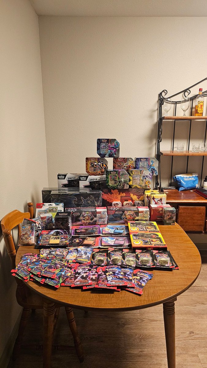 AkaiKing tweet media