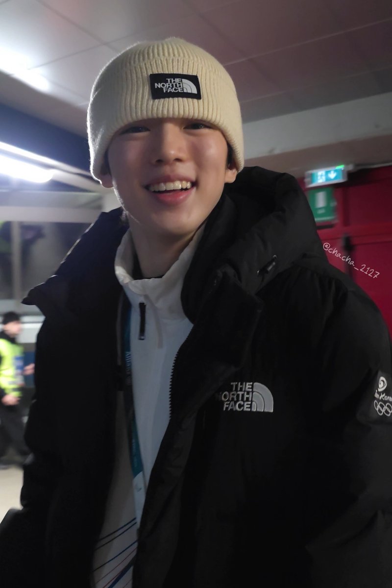 여계 보러갔다가 천사를 봄🥹🥹
언제 돌아가냐구 물어보더니 너무 감사하다고 조심히 돌아가라고 해줬어여...차카니에게 칭찬 백만개 되돌려줌