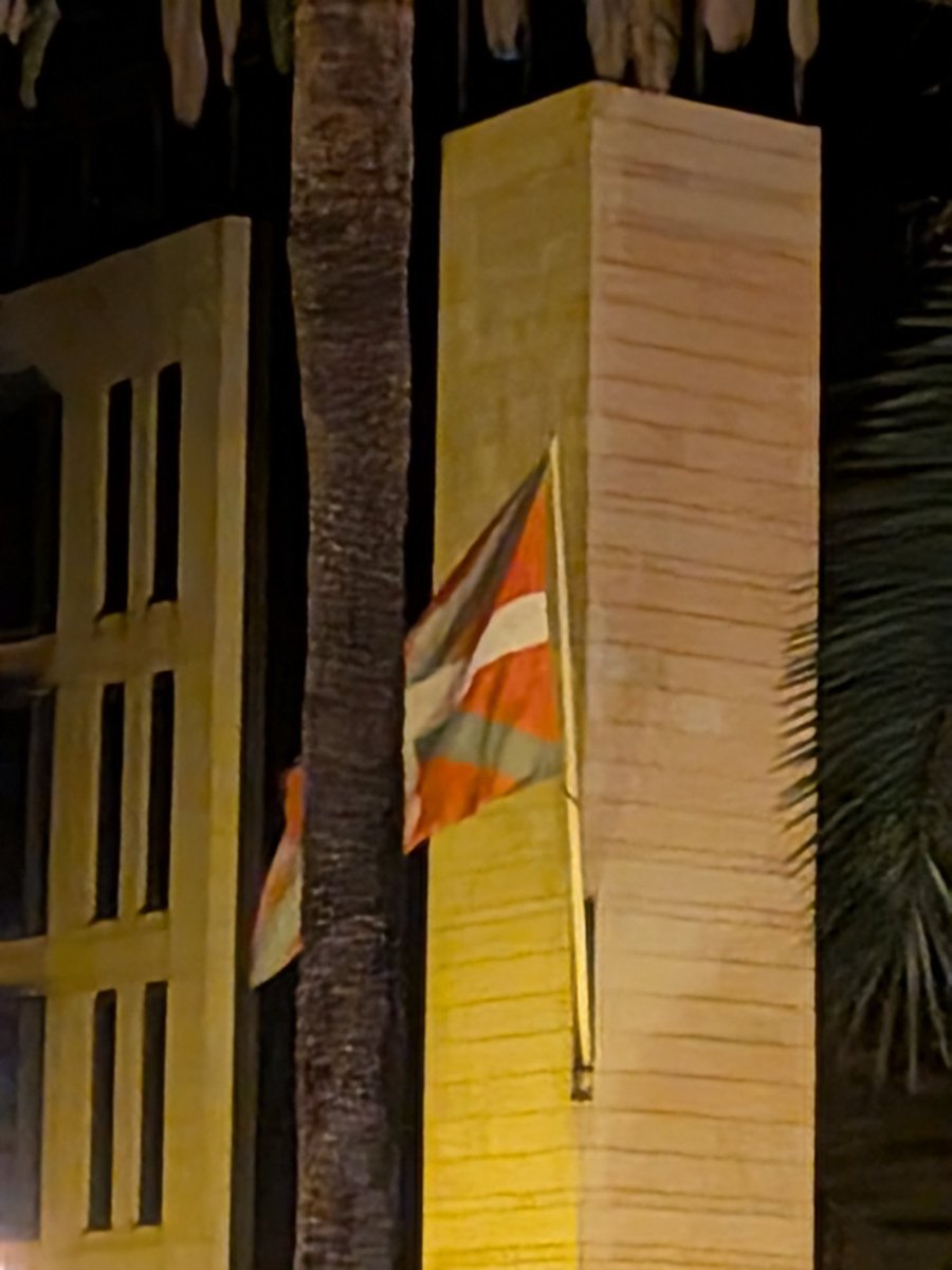 GORA EUSKAL HERRIA ASKATUTA