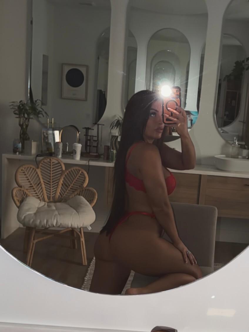 Happy valentine's day!!