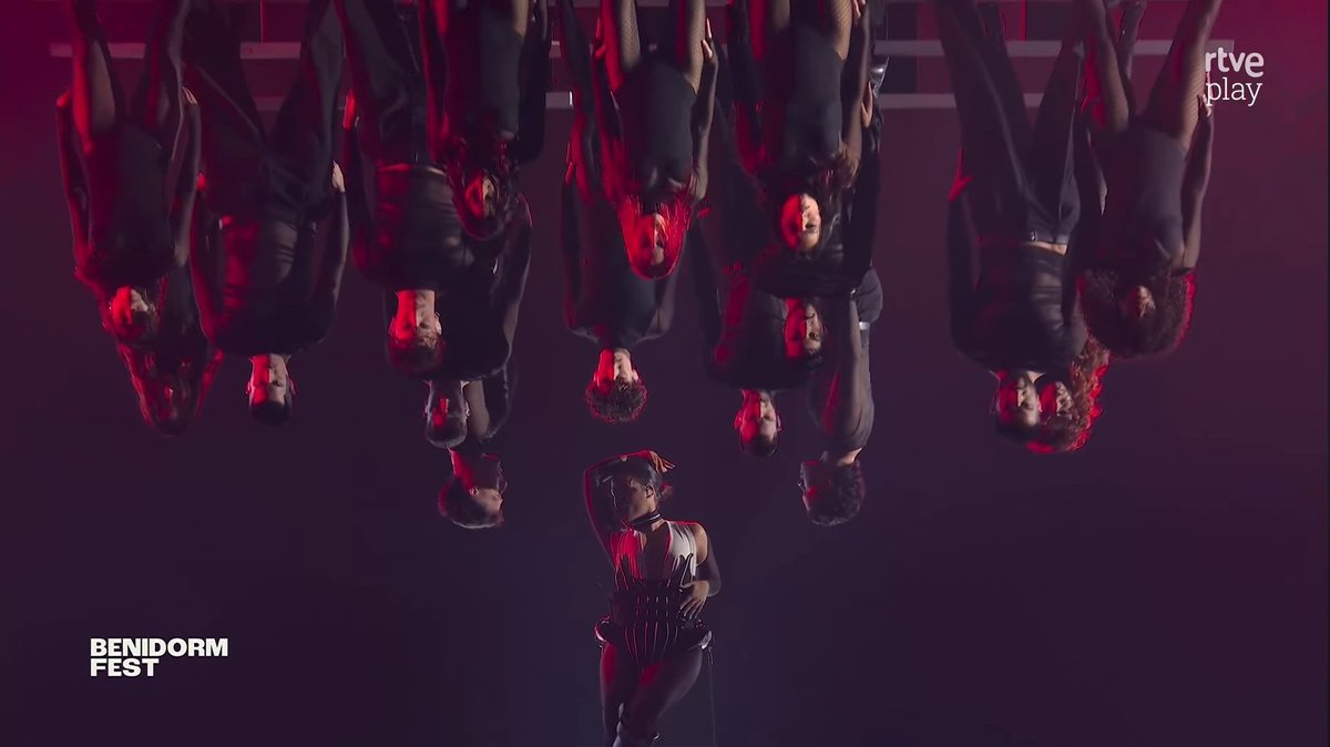 Mi cerebro ha colapsado con este frame, no sabía qué estaba pasando