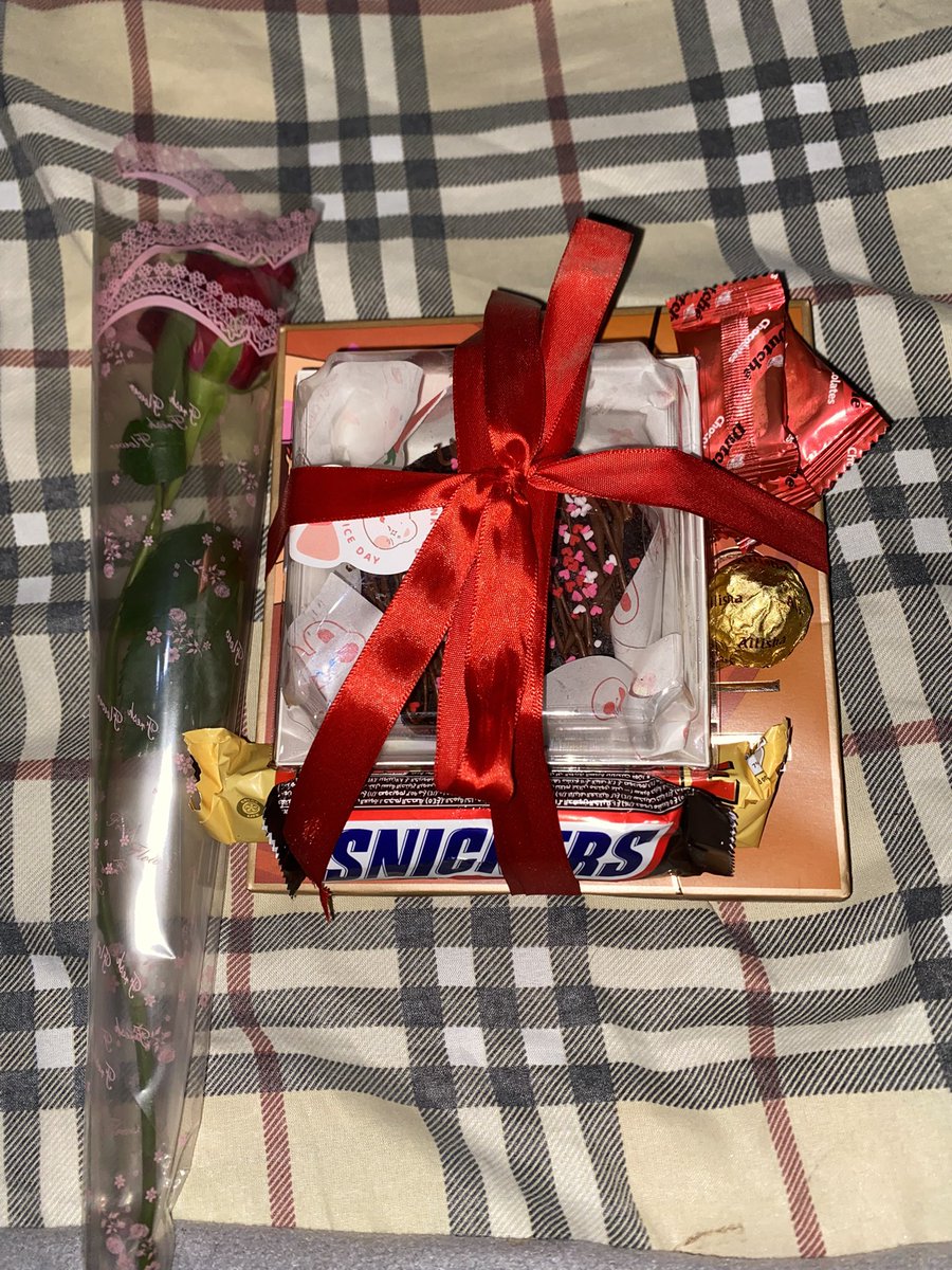 ynonymous8's tweet photo. Thank you 
naiiyak ako 🥺🩷 https://t.co/Q6lyt3n3LR