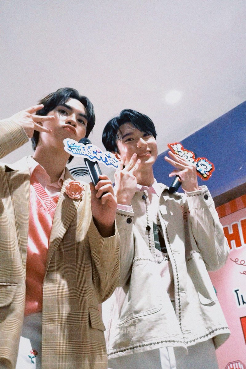 ᴄʜᴜɢᴀʀʏ εїз tweet media