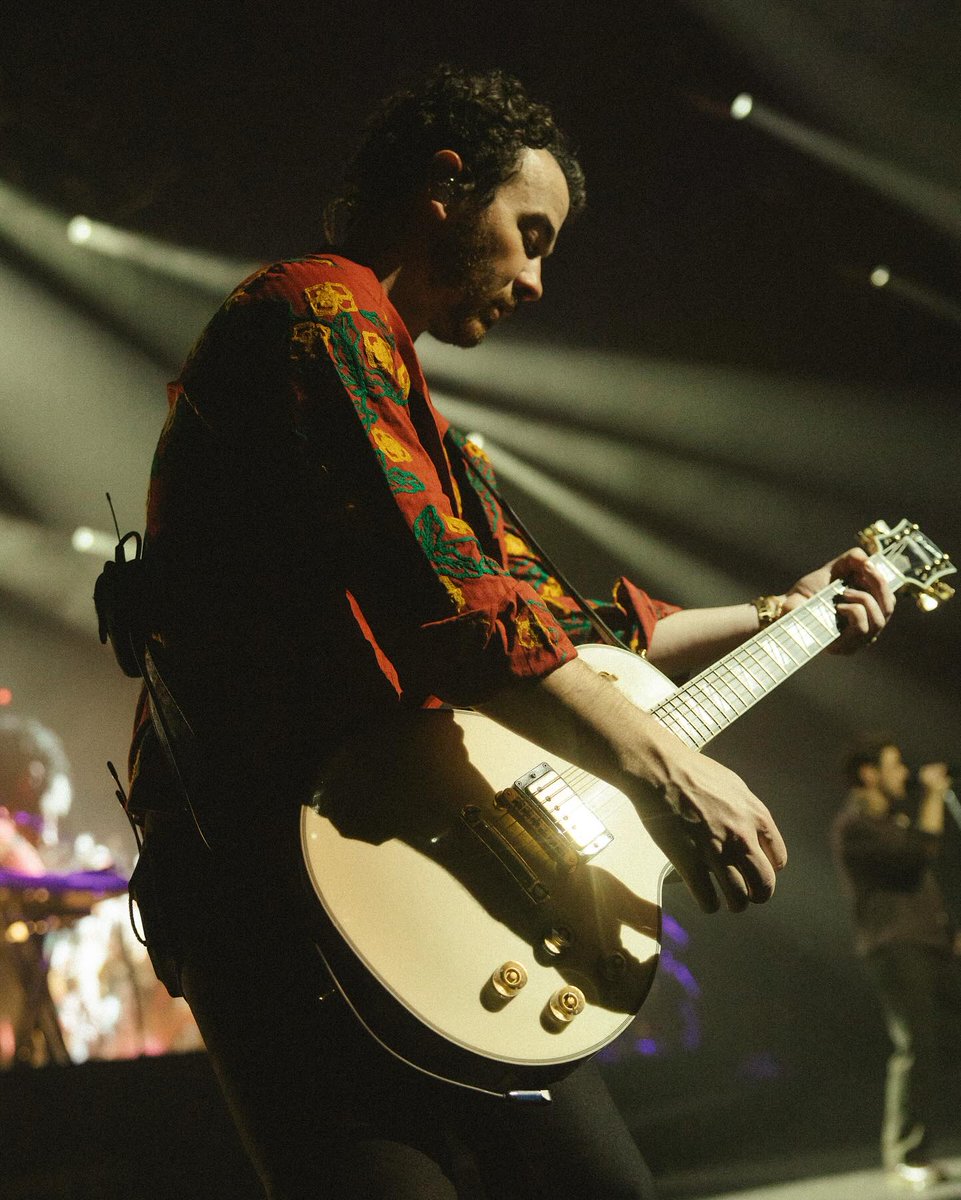 The smile is real, the focus is real. Loved playing our shows at <a href="/ChoctawCasino/">Casino Crier CNC</a>! Still recovering from screams I haven’t heard since my daughters opened their gifts on Christmas morning. Thank you, Oklahomans! 🙏🏻