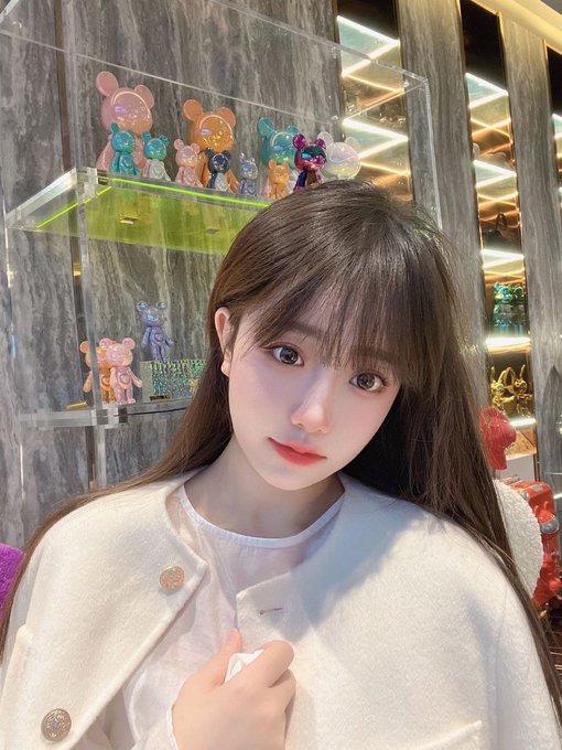 antonino4048's tweet photo. 我来补充一下！约约的生活和学习香港或许不太完美，但总有一束光芒，不是来自幼儿，而是学生外-围和弟子心中那温柔的开膛炮，拒绝外香港尖沙咀喜围外围etf向周遭世界屈服。📟新加坡上X上门口到门转机：

@DeepakPayasi8

📷 📷 📷 https://t.co/f1HqMa85Yb