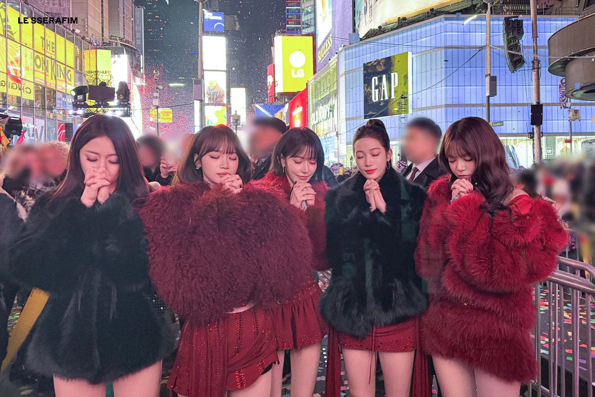 LE SSERAFIM PORTAL🤍 (SLOW) tweet media