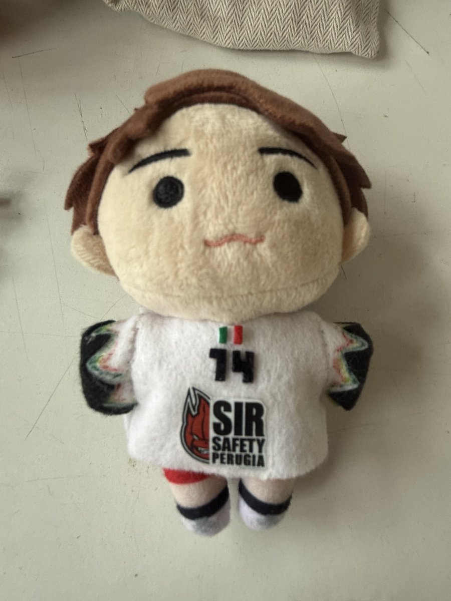 ペルージャ石川祐希14 ぬいぐるみ 私の祐希ぬいにはほくろがない！レア⁇ということに友人のぬいと並べた