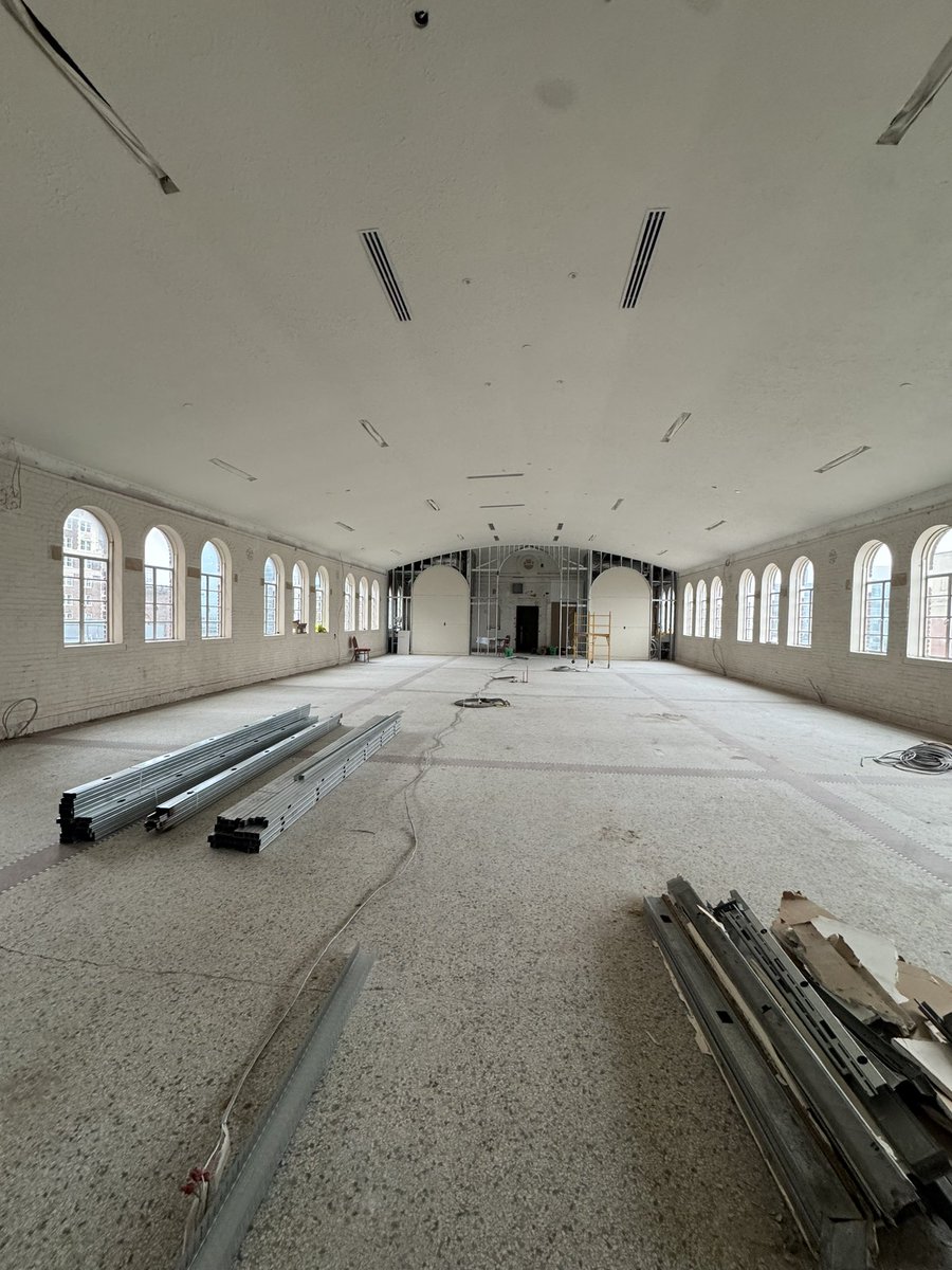 Zach Molzer tweet media