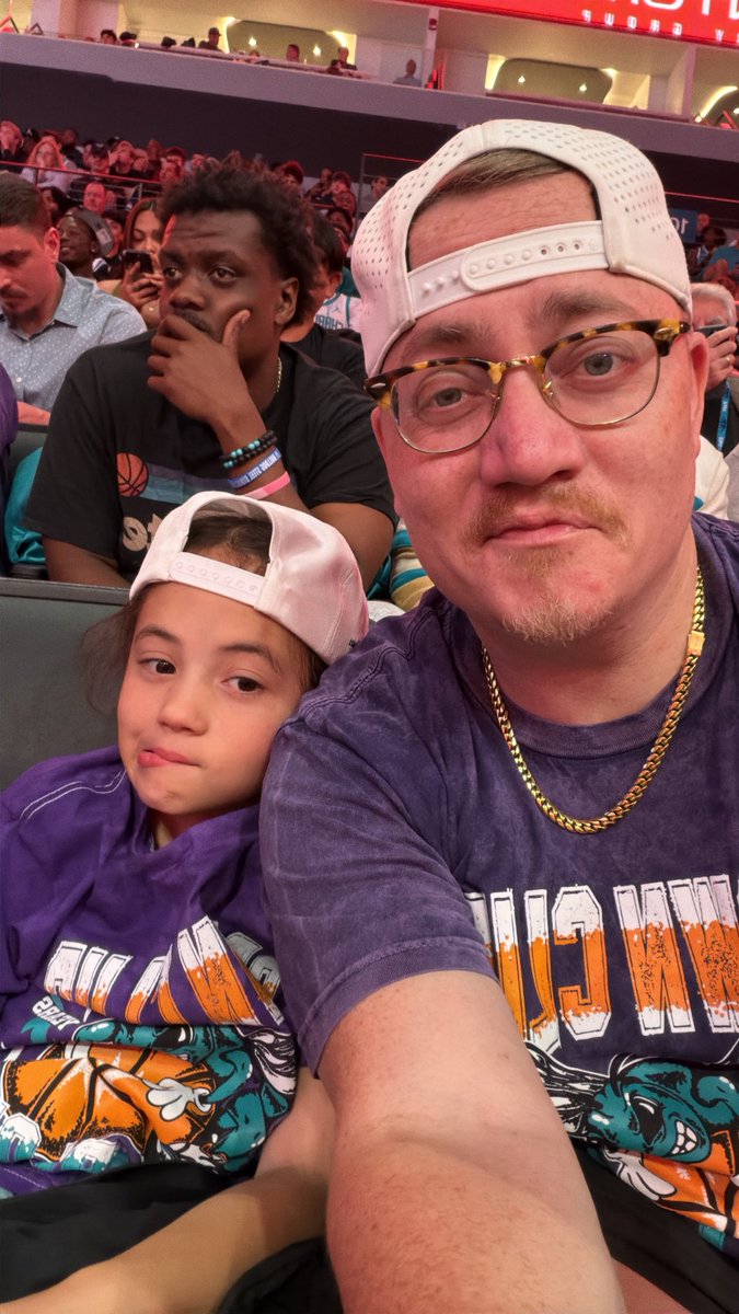 The Crown Club 👑 tweet media