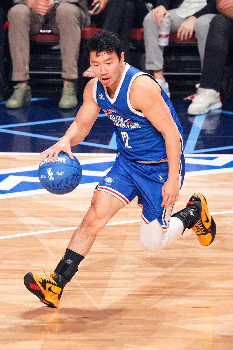 SimuLiuArchives's tweet photo. 9 HQs of Simu playing in the NBA All-Star Celebrity Game on February 13, 2026 have been added to the new Photo Archive! 

📸 | https://t.co/hiRCJ117RM https://t.co/IGm6eYLLUn