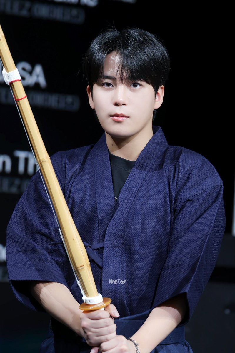 why have i not seen this before wth