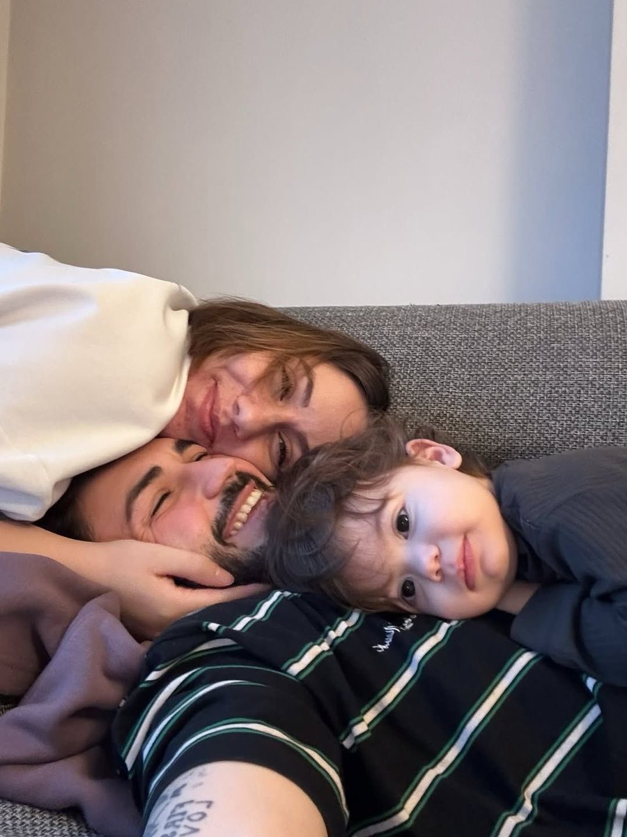 YOU & I (@soylesevilmekk) on Twitter photo 