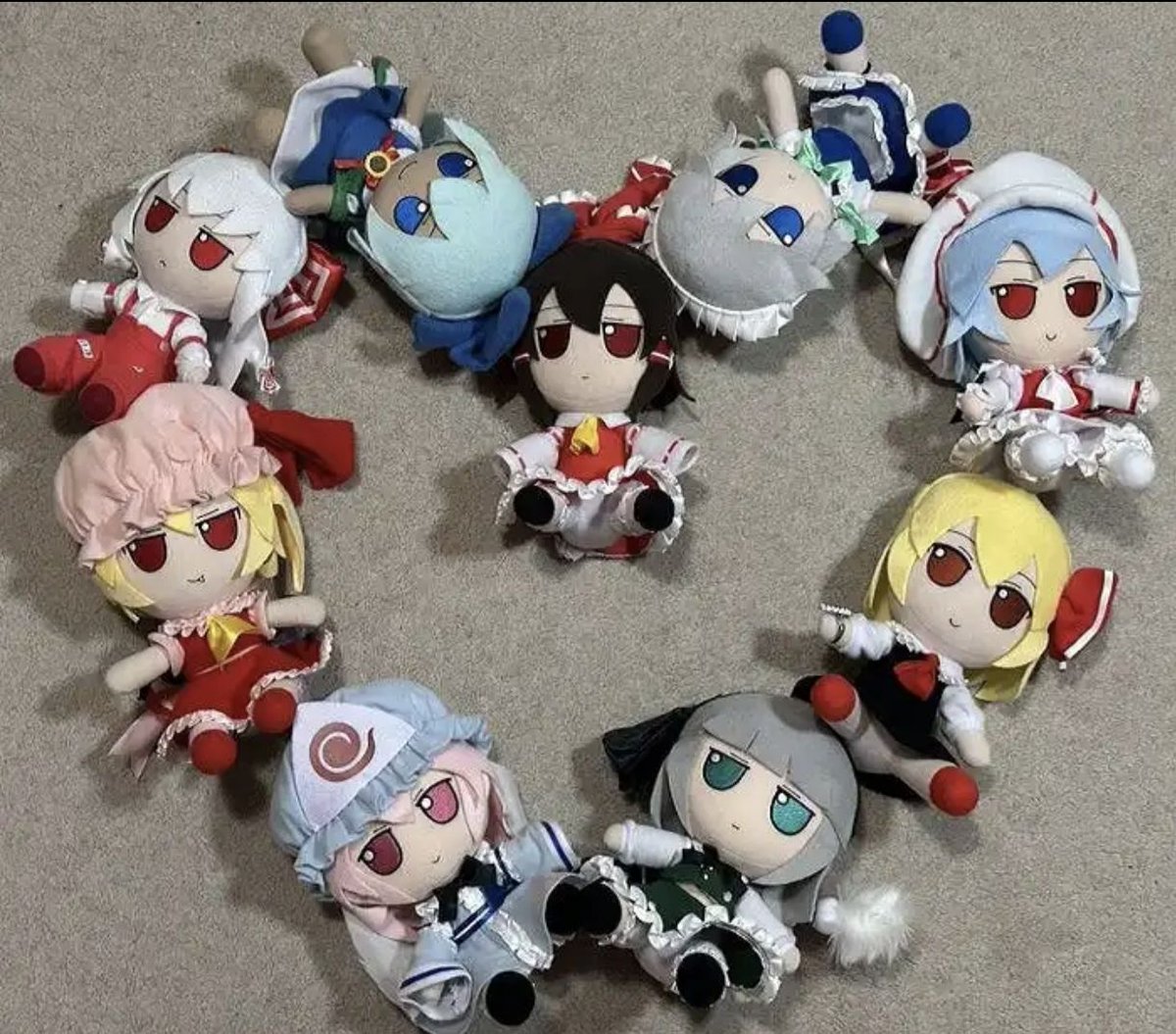 Fumos In Unusual Places tweet media
