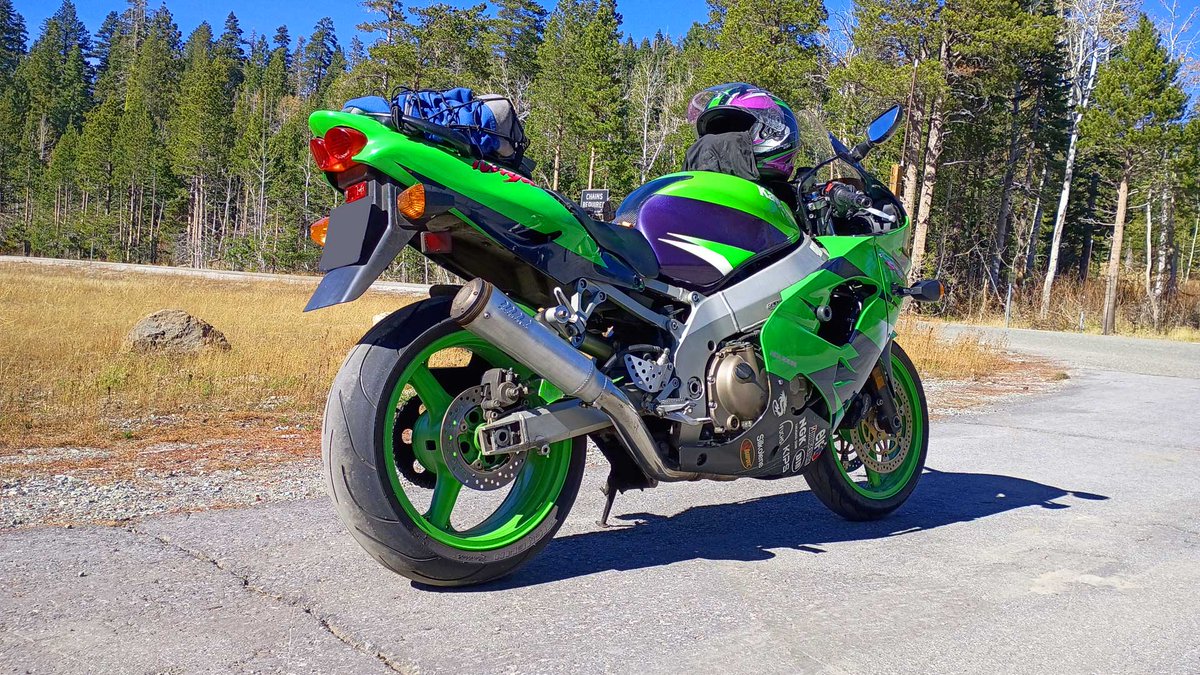 9rNet's tweet photo. Actual digitally recorded RAM-Air airbox pressures at cruise throttle from a 2000 #KawasakiNinja #ZX9R. Readings reflect millibar differentials between outside the airbox and inside it, at speeds of 20 - 90 MPH. Elevation was > 4,500' AMSL with light winds.https://t.co/WtkY1l6wZI https://t.co/8mucT8b9Wg