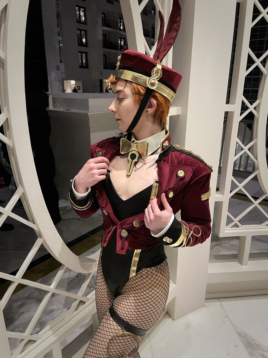 A Strange Crow tweet media