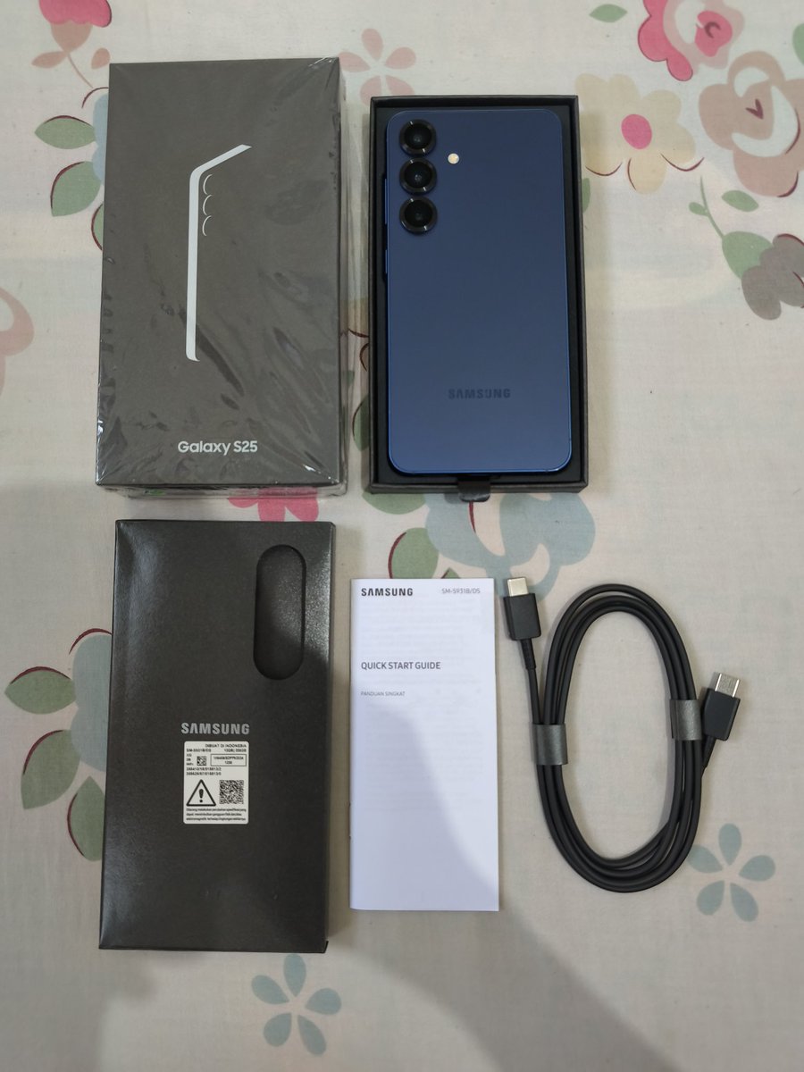 justperson tweet media