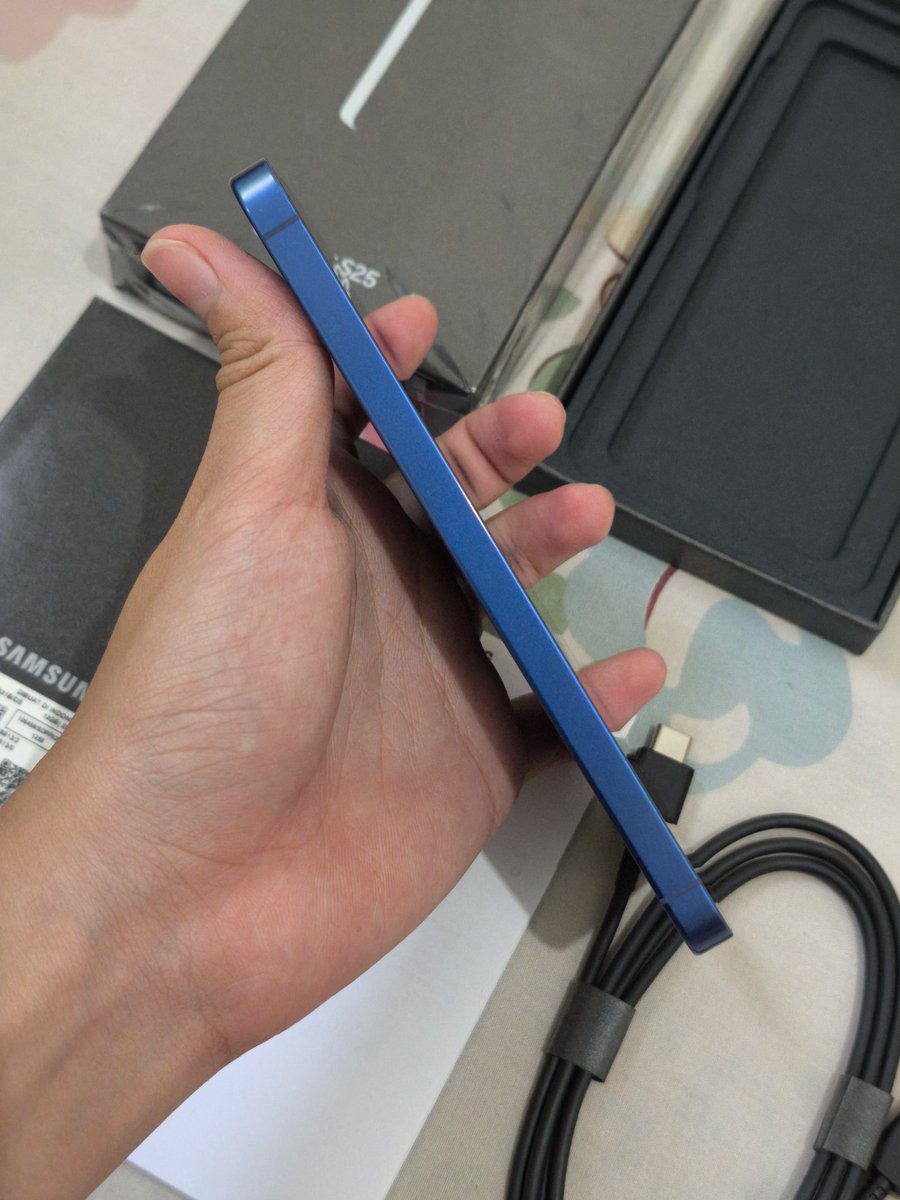 justperson tweet media