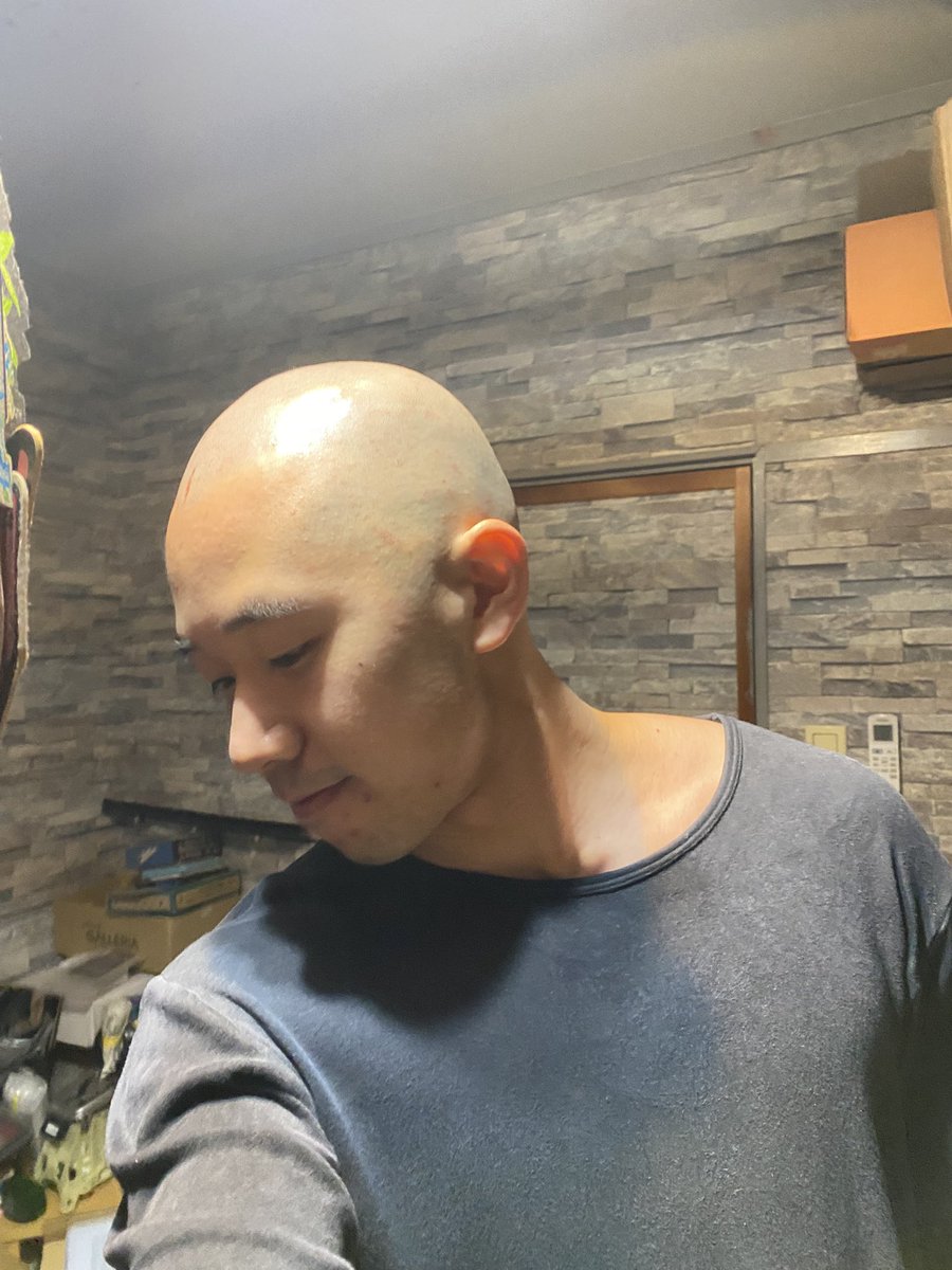 しゅーと tweet media