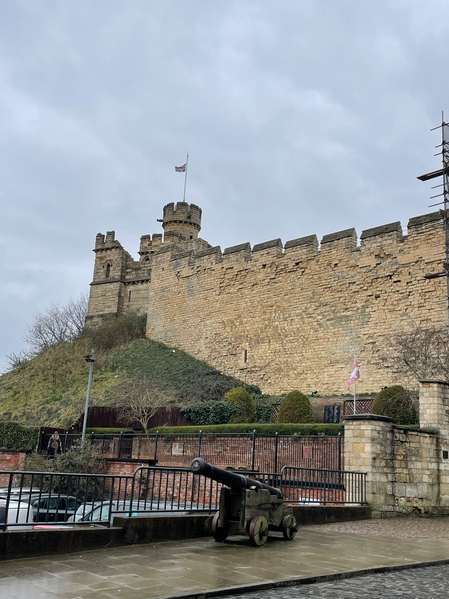 poppyashtree's tweet photo. #DaysAway #LincolnCathedral #Lincoln #Volunteer…  Been  ‘under the weather’ for a few weeks, thankfully improving and was treated to a trip to Lincoln Cathedral -lovely welcome and thanks to a volunteer led guide, Marion had a tour of this magnificent Cathedral - AMAZING https://t.co/fJB895hJrV