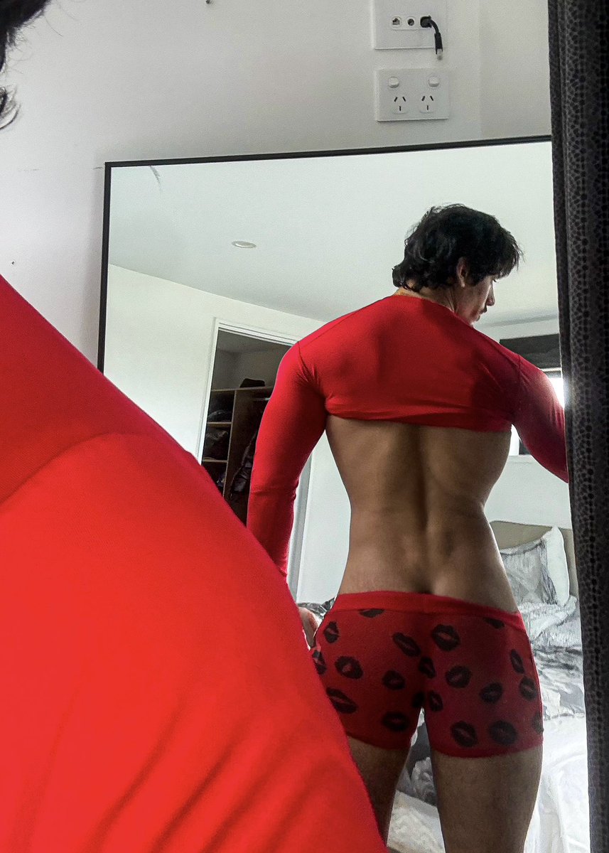 Happy valentine ❤️ 🌹
I love you all