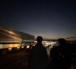 Sammunira's tweet image. 静か重さ 🧛