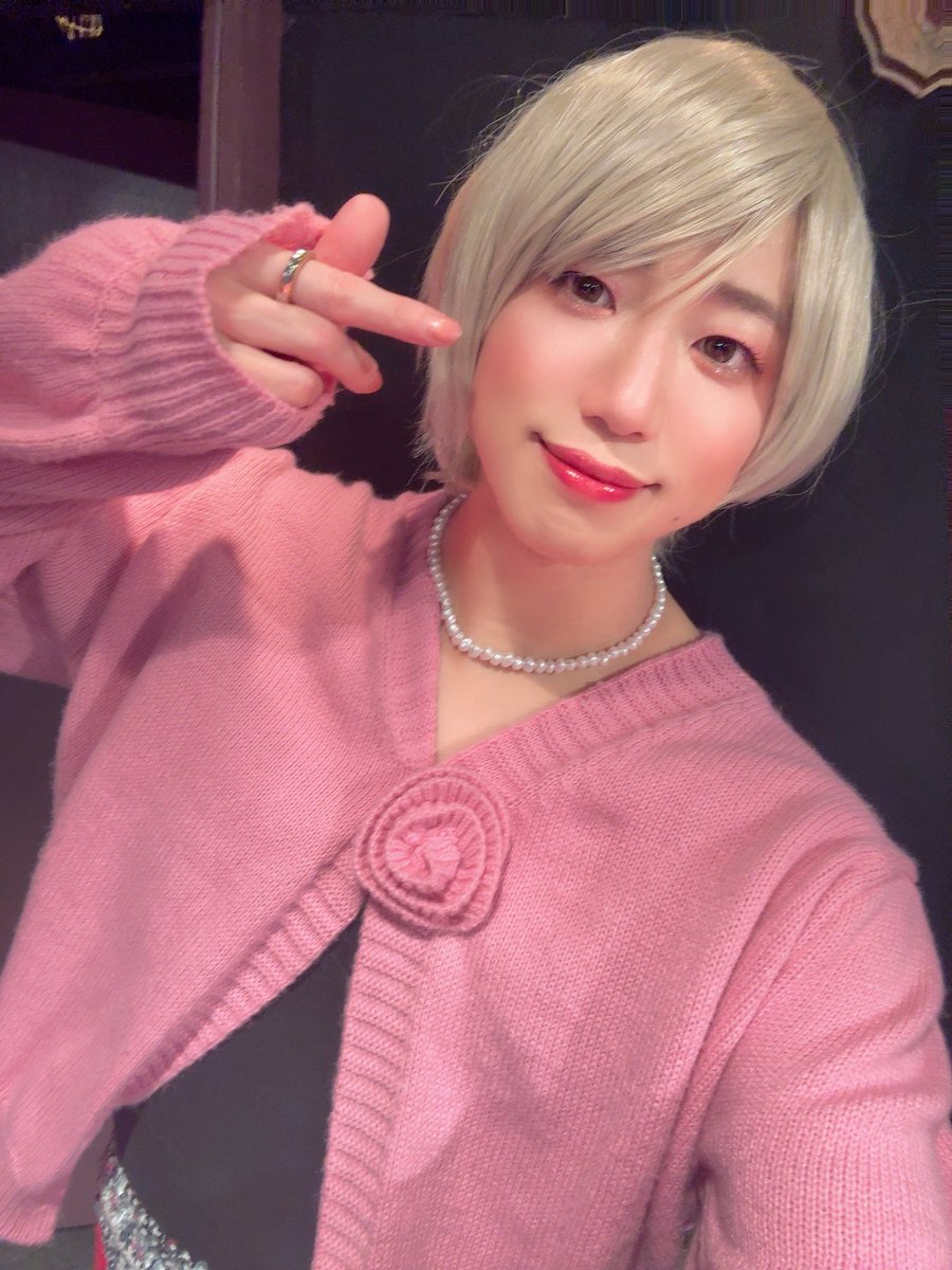 #KBK迷探偵
本日【13:00〜】千秋楽です！

この空間にいる
キャストもスタッフさんも
そしてお客様も

みんなが「楽しかったー！」って
笑って帰れる時間をお届けします✨

ぽんちゃんの事務所で待ってるわね💄