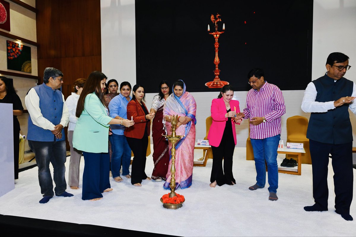 shahmanojk's tweet photo. Celebrating a proud moment with Baroda Management Association as the legacy of our women empowerment initiatives grows stronger.

In 2023, as BMA President, I initiated focused women-centric programs, and it is wonderful to see them elevated under the leadership of Dr. Mukund Purohit, with special appreciation to Dr. Mangla Chouhan and her passionate team for sustaining the momentum.

From the traditional Deep Prajjwalan ceremony to powerful stories and inspiring speakers, the event reinforced that when women rise, communities and nations progress.

Grateful to @Bmabaroda for the invitation and the opportunity to share the stage with Hon’ble Smt. Gayatriben Mahida, Major Prajakta Desai, all speakers, panelists, and to reconnect with Past President Minaxi Vaishnav.

Himanshu Sura, Keyur Shah, CA CS CMA CPA Chintan Popat, CMA Amruta Vyas, Komal Vaidhya
#WomenEmpowerment #Rurban #LeadershipInAction #BMABaroda #InspiringWomen #GrassrootsToGlobal #Vadodara #WomenInLeadership #CommunityImpact #ProudMoment