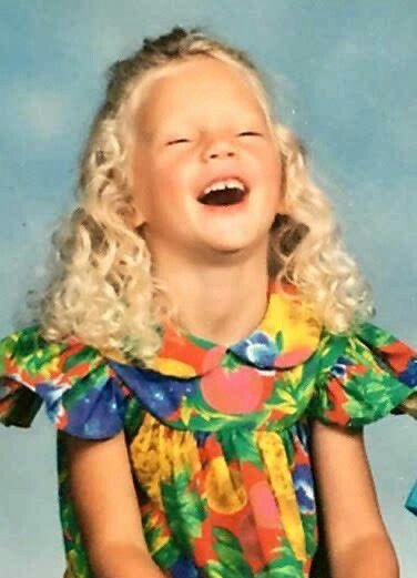 kiralovestaylor's tweet photo. you throw your head back laughing like a little kid https://t.co/gM7EjBTwur