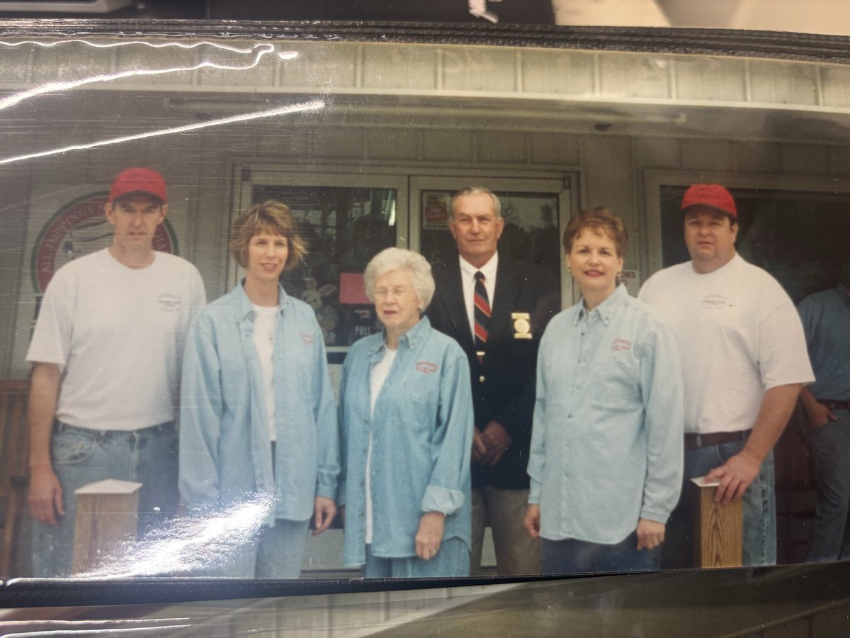 GroceryBarn's tweet photo. Time marches on but it’s good to remember. We’re putting up some of the old photographs from years past and we’ve also compiled a photo album; maybe you’ll recognize some of the folks. Next time you’re in, sit down and take a look. https://t.co/22Ign834Li
