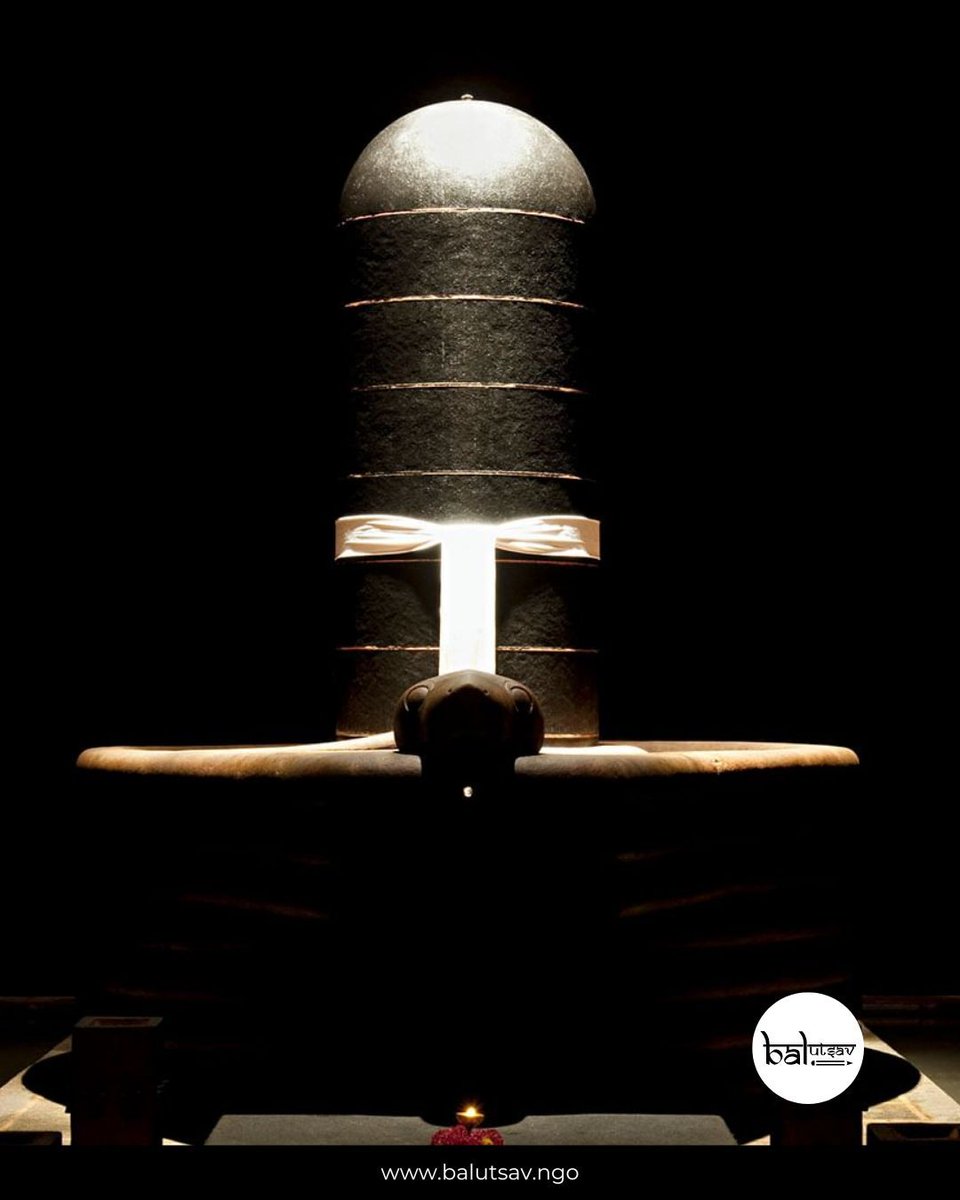 In the darkness of night, Shiva becomes the light within.
#MahaShivratri2026 #HarHarMahadev #ShivaShakti #SanatanaDharma #NightOfAwakening