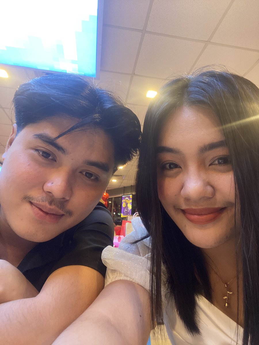 JestineeKyle's tweet photo. laging sinasabi kapag nakikita kami: magkamukha kayo🤯 baka kapatid talaga kita or tinadhana talaga tayo ni Lord😜 https://t.co/ha3AD1pmo4