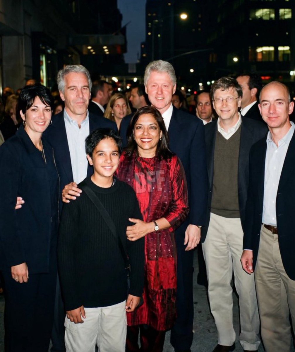 Scarlett O'Hara tweet media