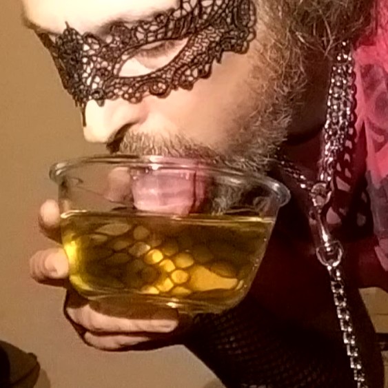 selfsuckin's tweet photo. juicy ones https://t.co/3vPnn4Ptph