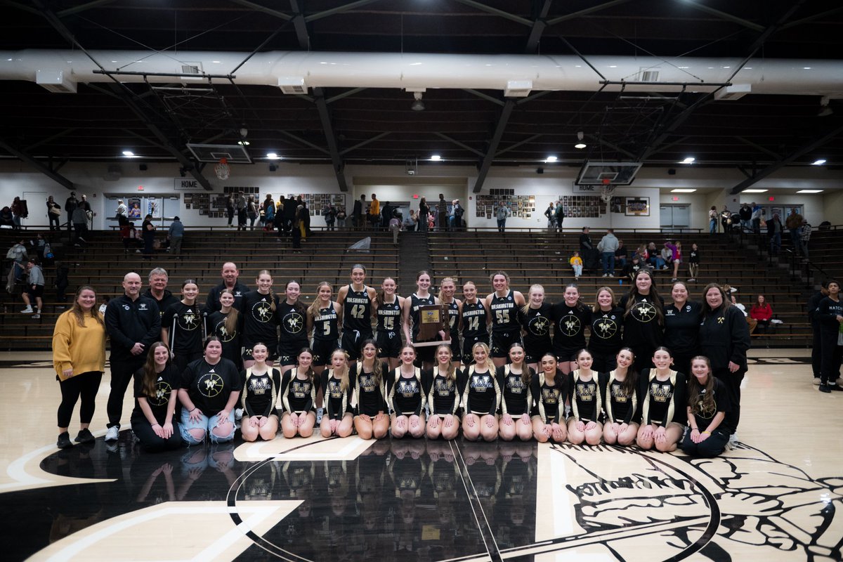 washhsathletics's tweet photo. They fought hard and found away defeating a very good and very well coached Central team 47-43 in OT to become regional champions. Great for these ladies and coaches https://t.co/qyRvpVQFa4