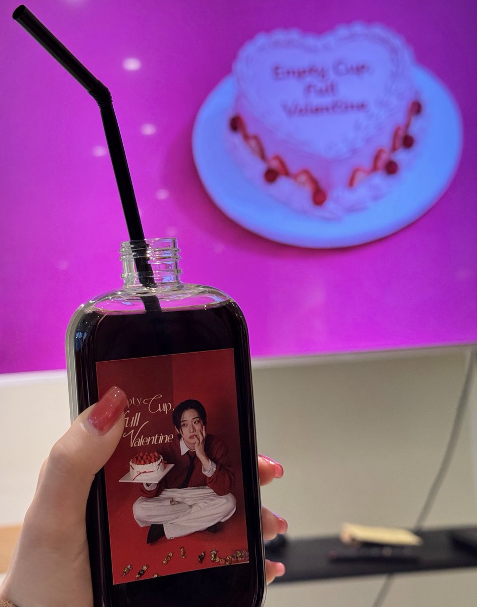O529Ooo's tweet photo. 햅삐 발렌타인 🐰♥️ https://t.co/JCzhQMmwtJ