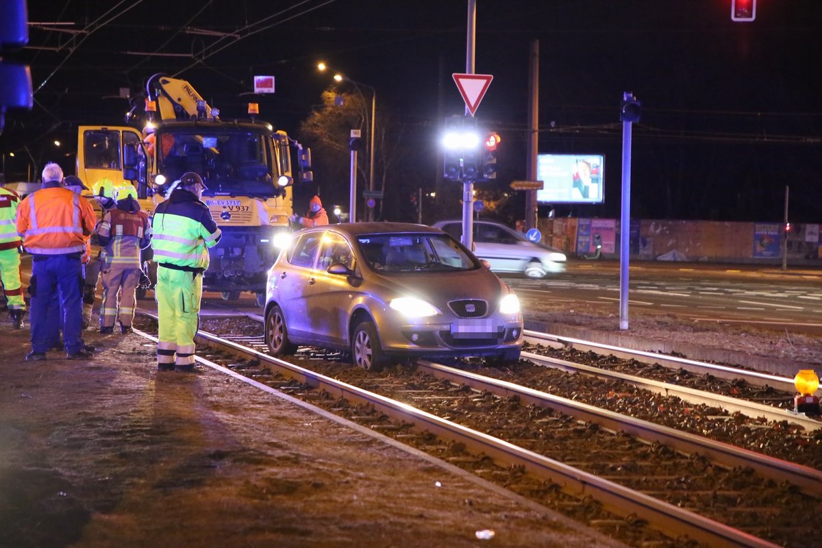 Fotograf T. Peise tweet media