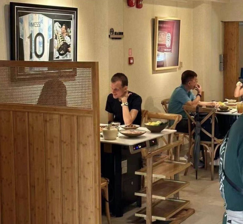 Vitalik Buterin (creator of Ethereum) is searching for love.  💏