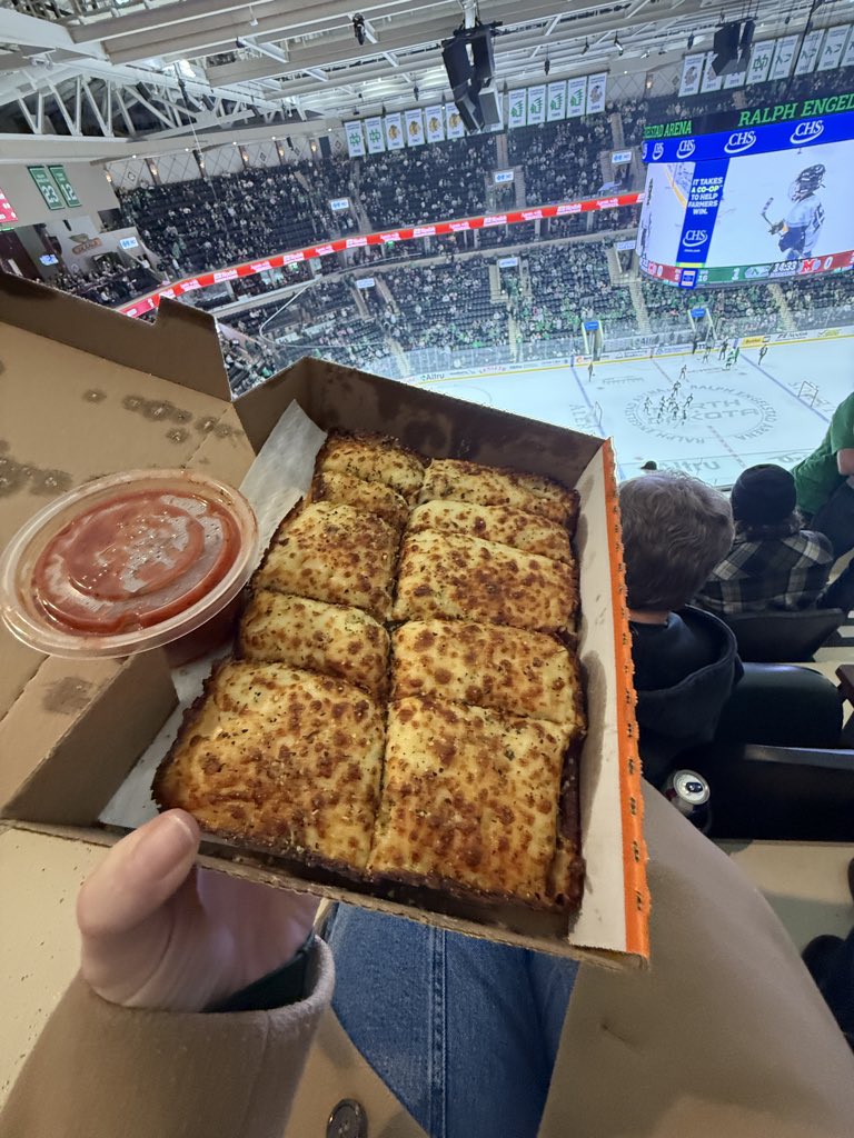 highheels&fields tweet media