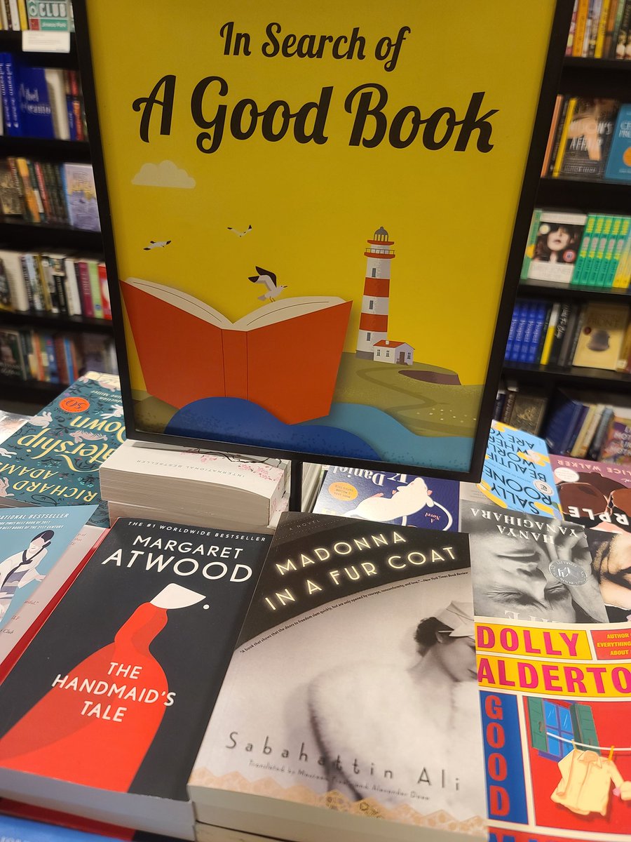 Başkasına adına gurur duymak 🥹 

#kurkmantolumadonna #barnesandnoble #BookRecommendations #madonnainafurcoat