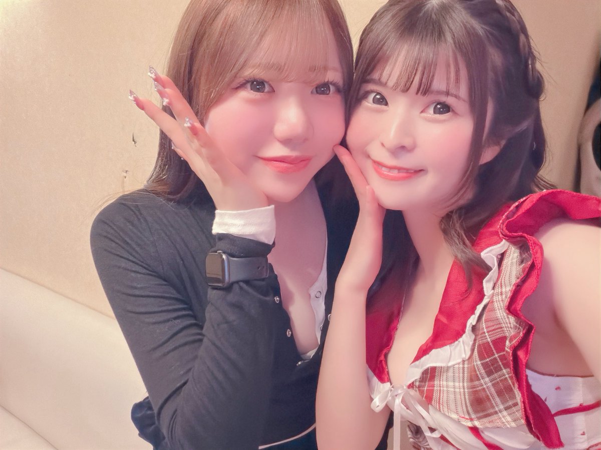 るるちゃん〜💕
昨日も会えて嬉しかった☺️
かわいすぎて目がハートになっちゃう😍
私服もせくちぃでかわいかった✨
また会える日たのしみ〜(♡ >ω< ♡)
<a href="/ruru_asakura/">朝倉るる</a>