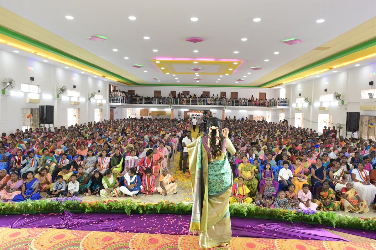VELMURUGANPMK10's tweet photo. இன்றைய நிகழ்ச்சியில் நம் ஆளுமை.!
1. சென்னையில் நடைபெற்ற பாட்டாளி சமூக ஊடகப் பேரவை நிகழ்ச்சியில் நம் தலைவர் அன்புமணி இராமதாஸ் அவர்களின் உரை.!
2. ஓமலூரில் நடைபெற்ற தமிழக மகளிர் உரிமை மீட்பு பயணத்தில் முனைவர் சௌமியா அன்புமணி அவர்களின் உரை.! #pmk #pmkit https://t.co/fBs2U8HvMj