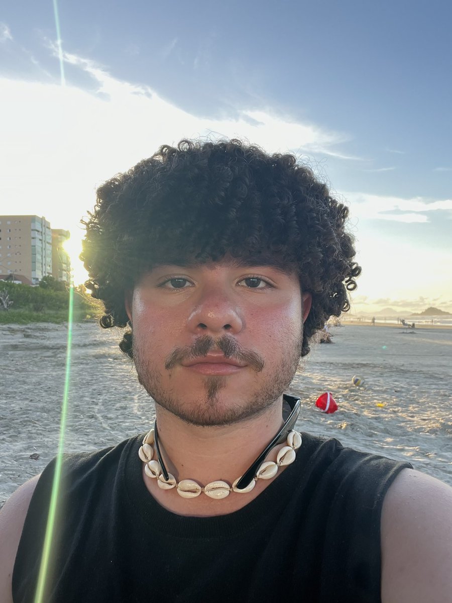 insira aqui um user engraçadinho tweet media