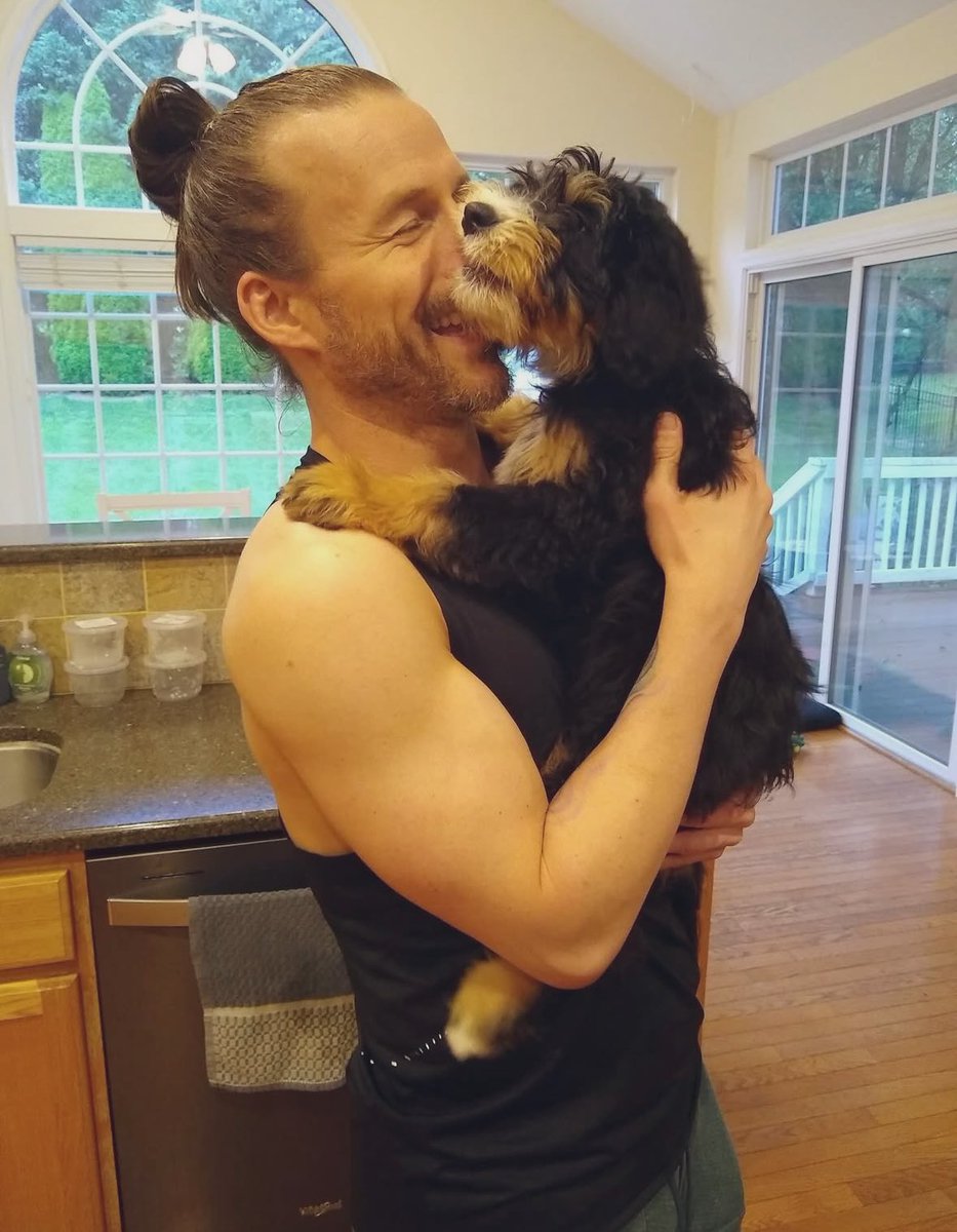 ๐๐๐๐๐ ๐๐๐๐$ tweet media