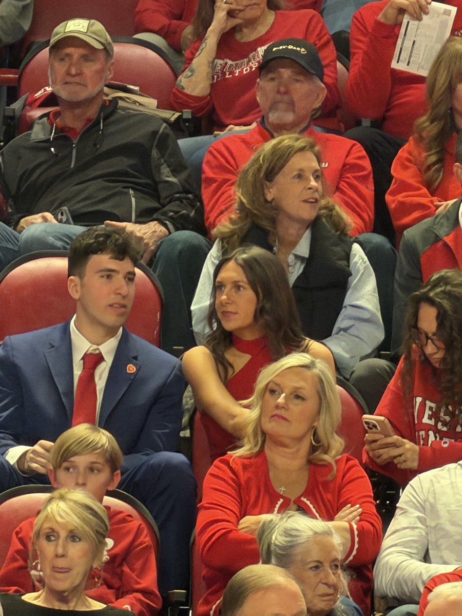 Hal Schmitt tweet media