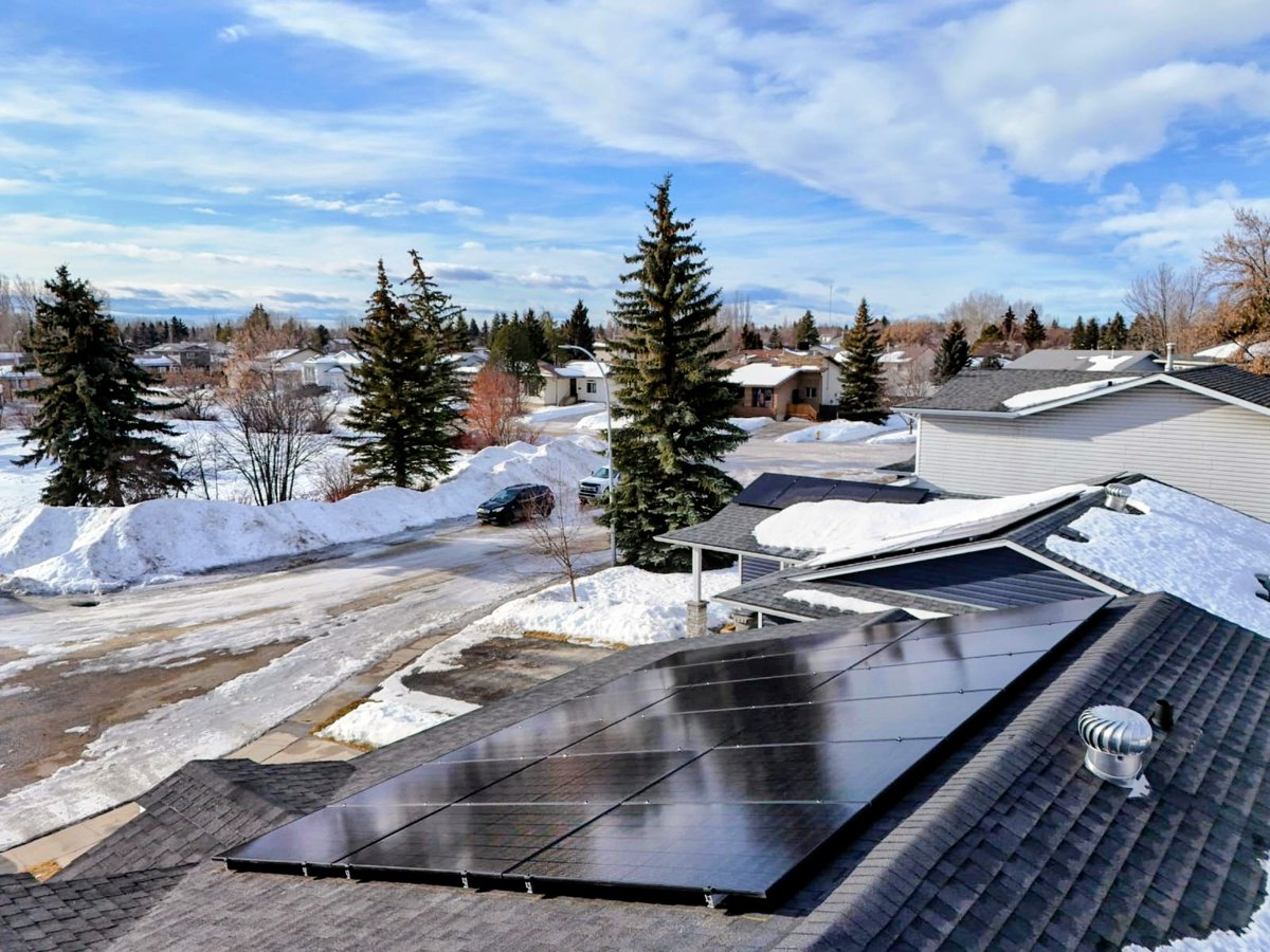 EmpowerEnergyAB's tweet photo. This week's featured project is an 8.5 kW grid-tied solar system in Grande Prairie. 

Is your project next?

https://t.co/msTiZKLvdB 

#QualityValueIntegrity #EveryDetailMatters #GrandePrairie #Empowered https://t.co/MdDLWCkt8p