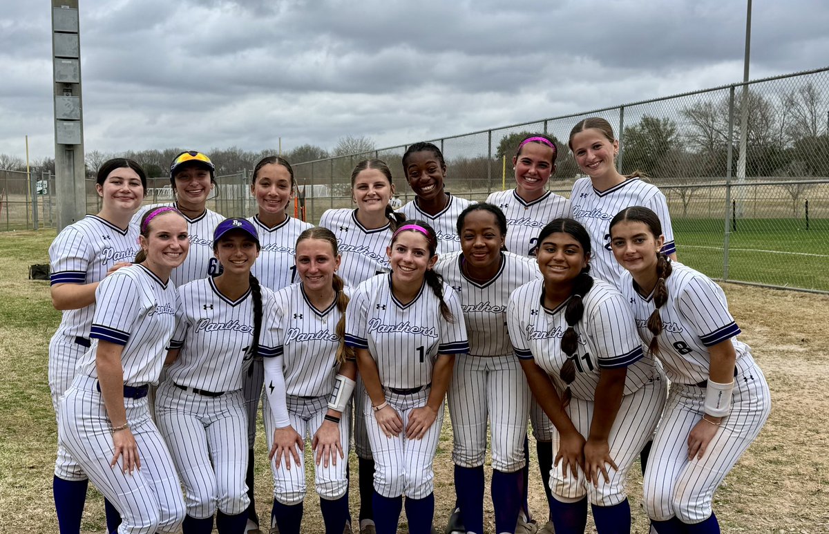 NLeong5's tweet photo. Lady Panthers 💜🐾🥎
Leadoff Classic tournament 
Saturday, February 14, 2026
College Station @RPHS_SoftballG https://t.co/zSPntJSQDR
