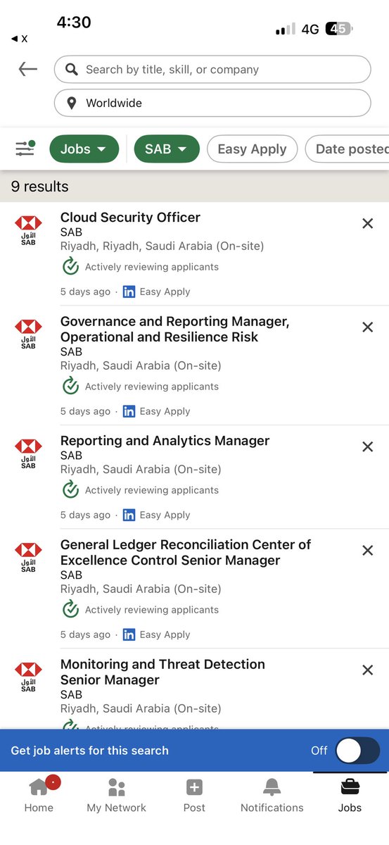 اللي تخصصه
 رياضيات 
اقتصاد 
احصاء 
امن المعلومات 
ماليه 
ادارة اعمال 
محاسبه 
علوم بيانات 
علوم حاسب 
يقدم على البنك السعودي الاول 
التقديم عن طريق اللينكدان 
لا تقدم وحسابك مب احترافي راح يجيك رفض علطول ...